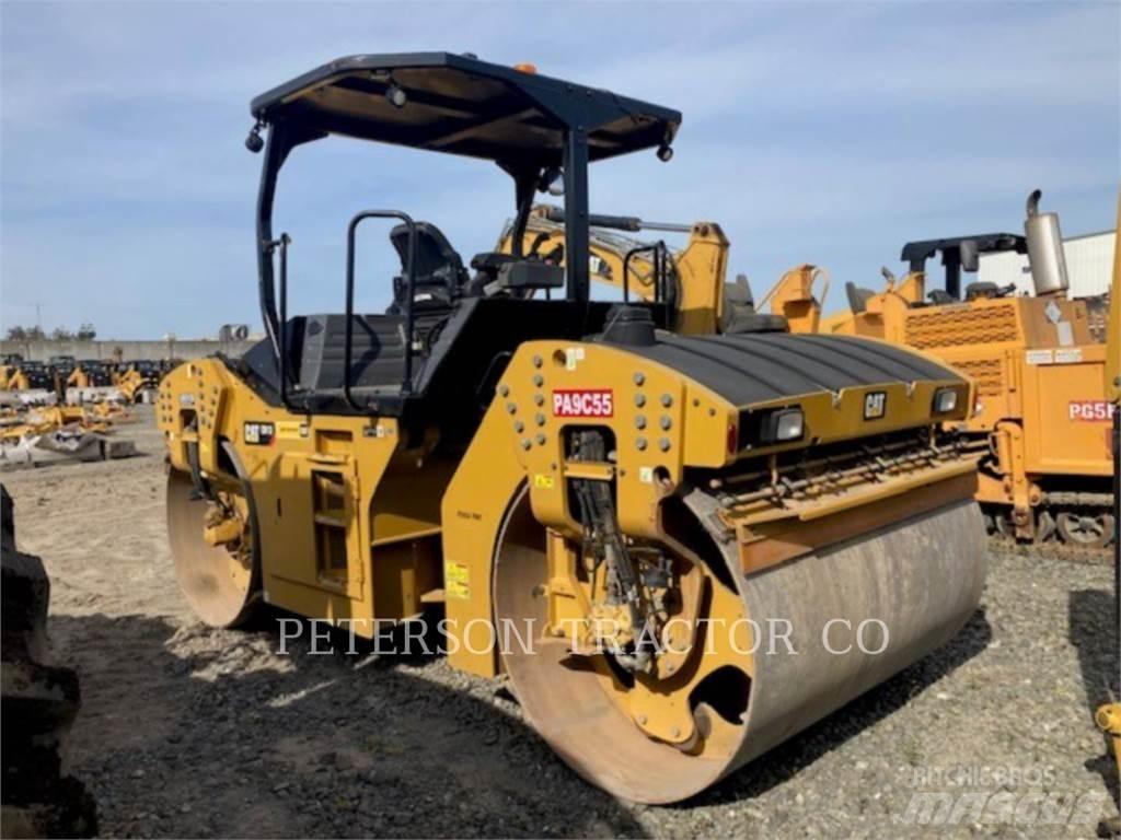 CAT CB13 Tandemwalzen
