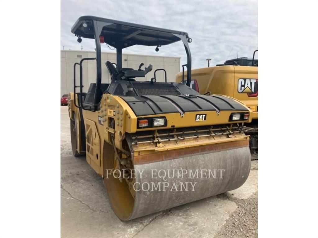 CAT CB13-01 Erdbauwalzen