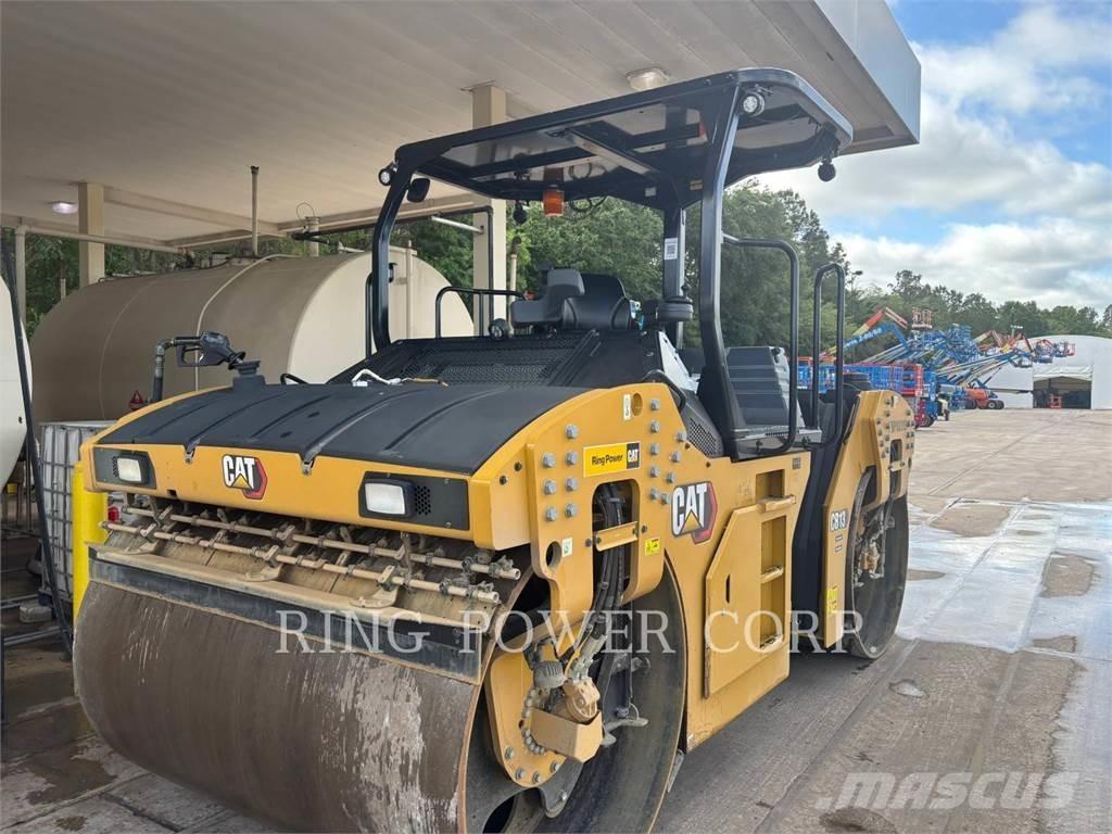 CAT CB13 OSC Tandemwalzen