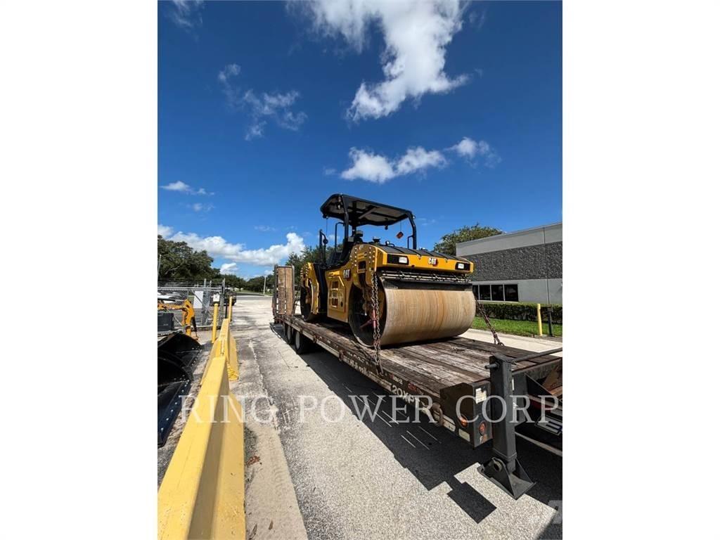 CAT CB13 OSC Tandemwalzen