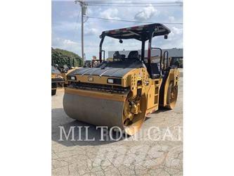 CAT CB15 Tandemwalzen
