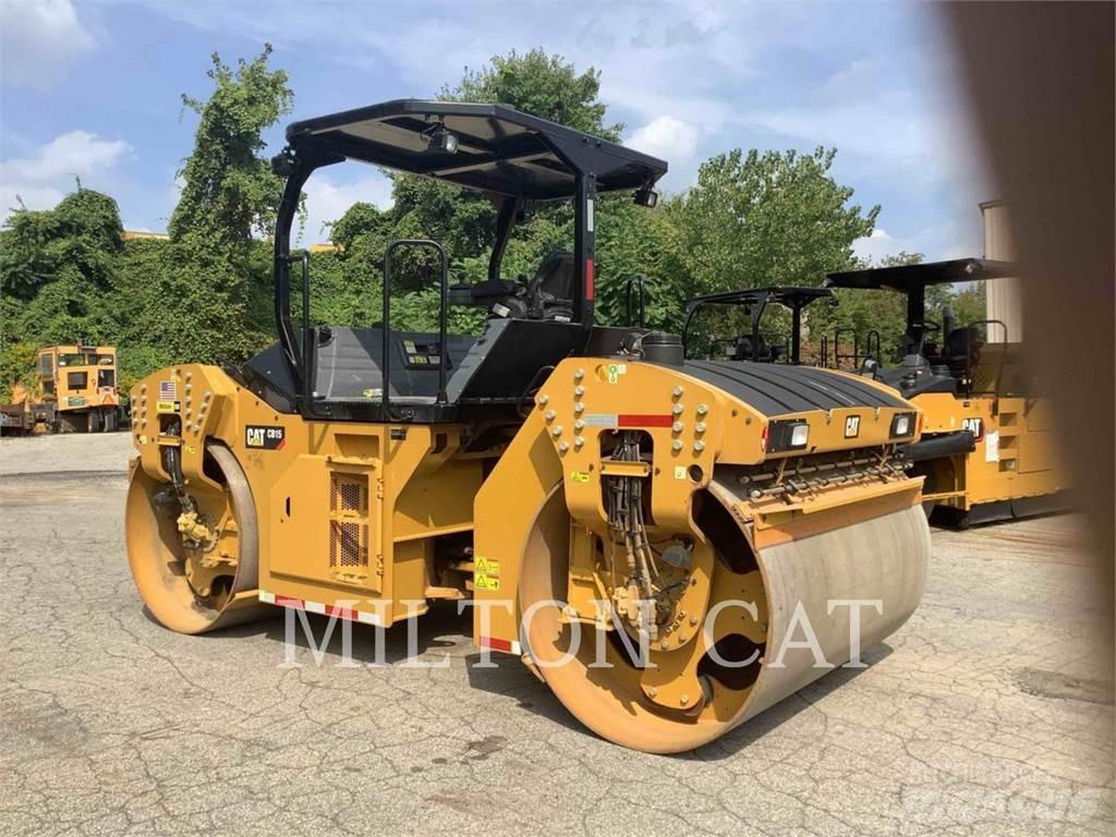 CAT CB15 Tandemwalzen