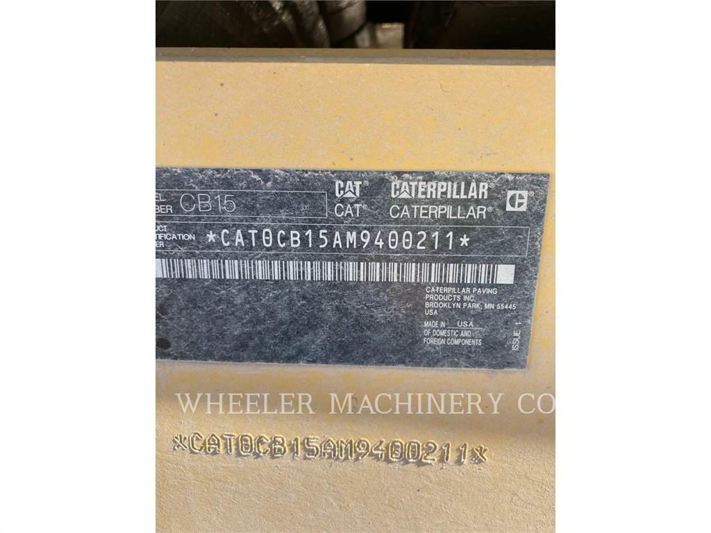 CAT CB15 Tandemwalzen