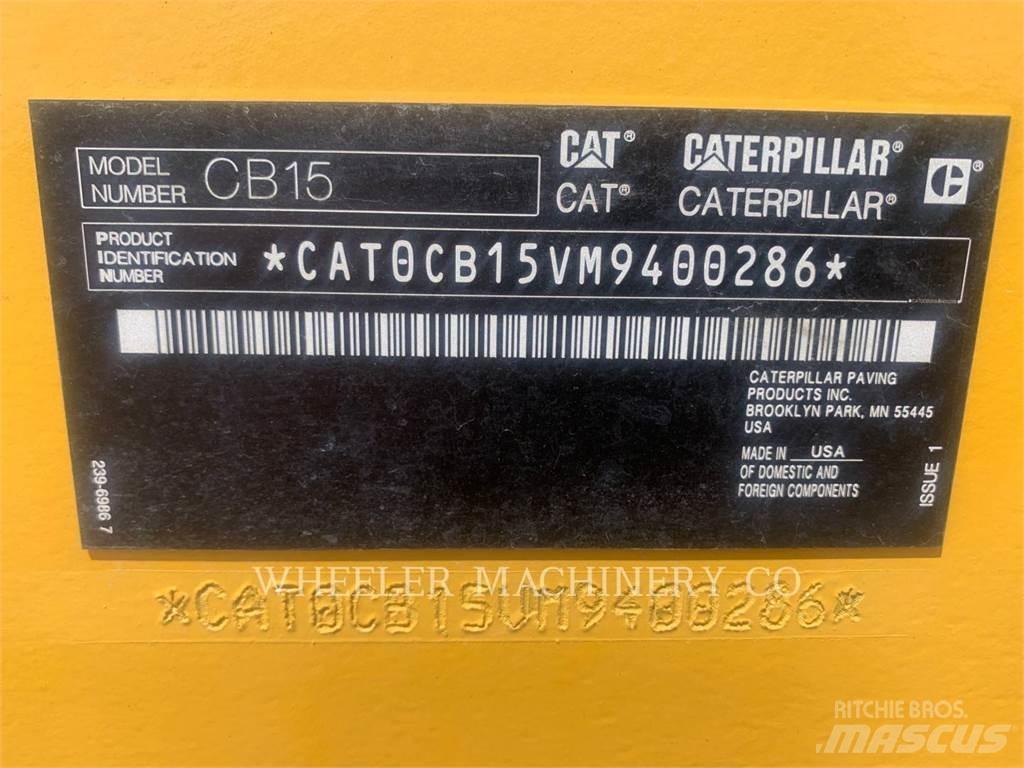 CAT CB15 Tandemwalzen