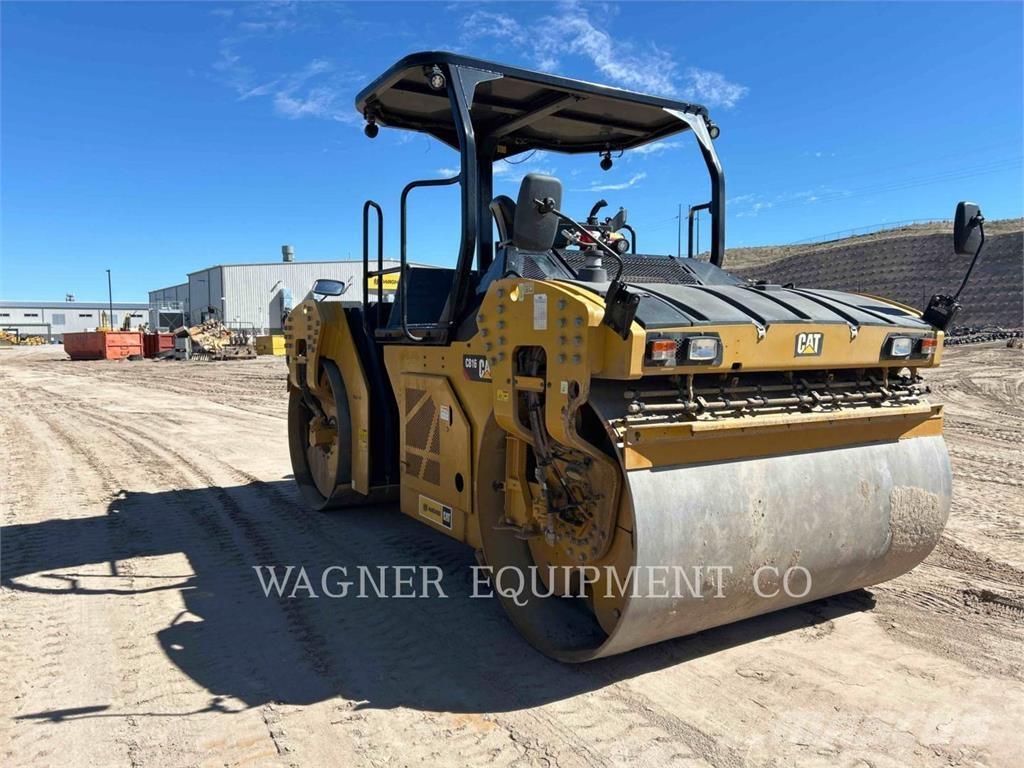 CAT CB16 Strassenfertiger