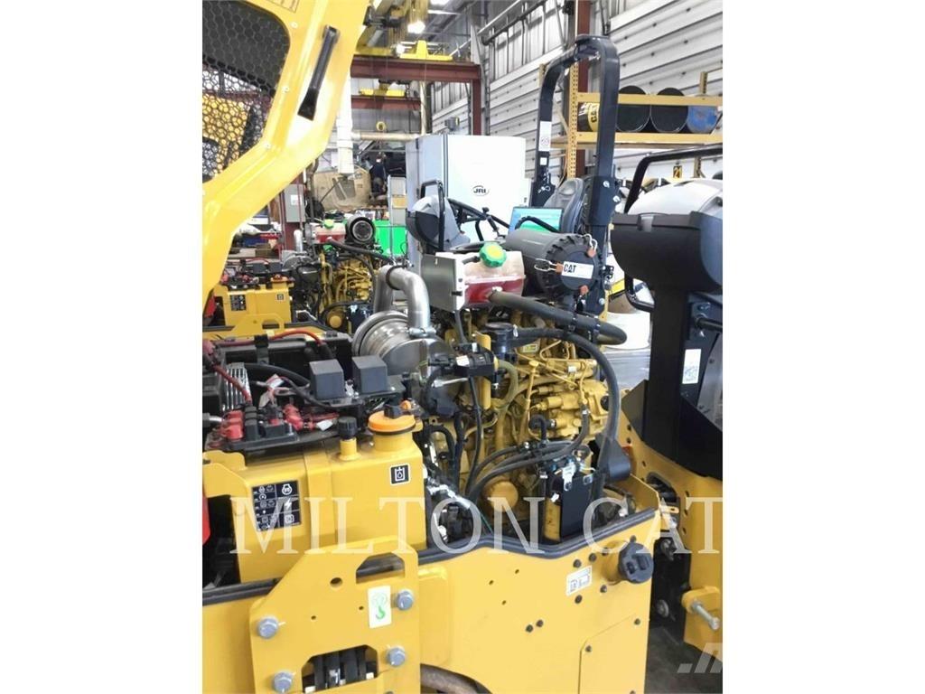 CAT CB2.5 Erdbauwalzen