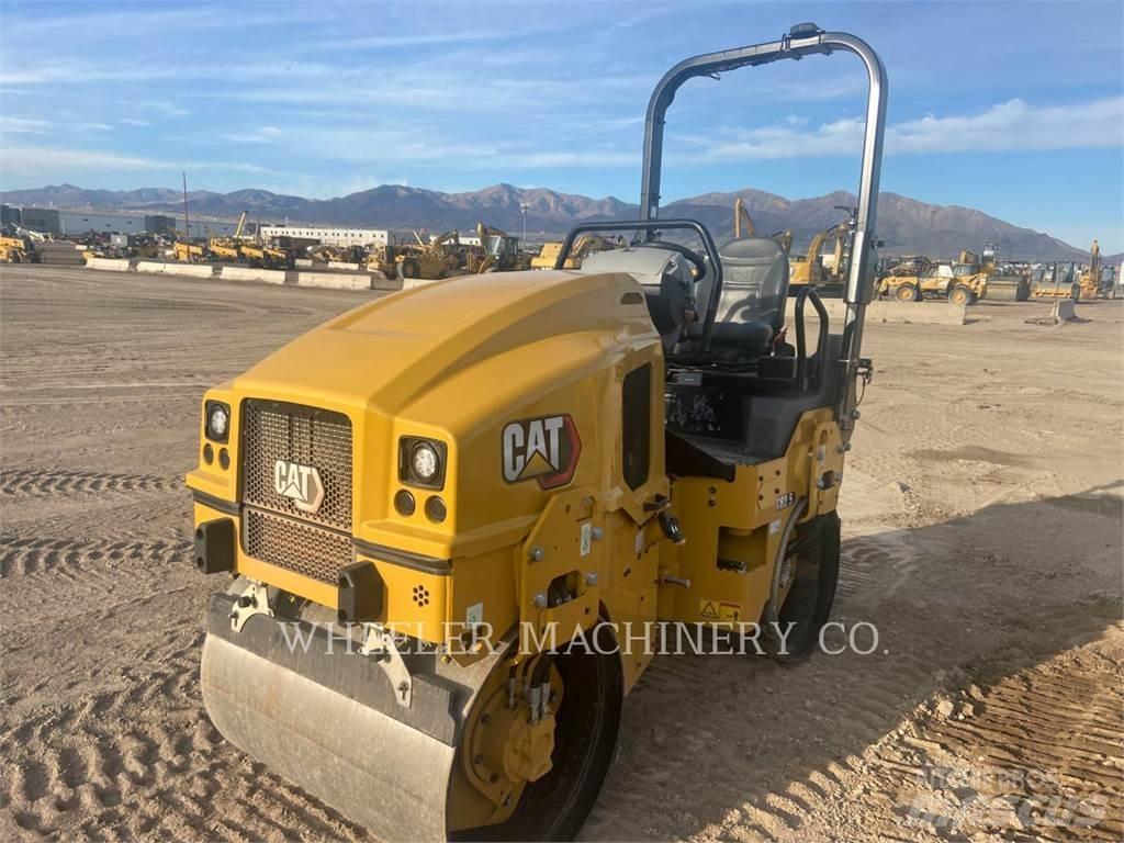 CAT CB2.5 Tandemwalzen