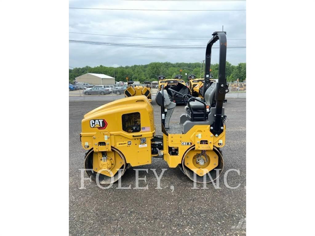 CAT CB2.5-03 Tandemwalzen