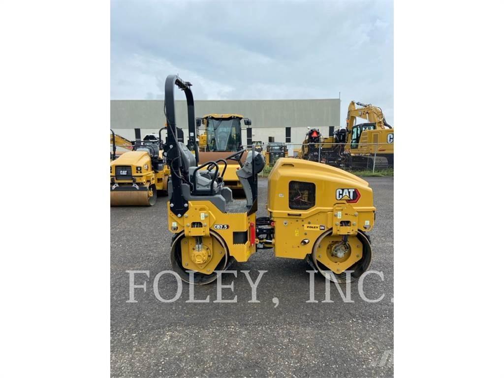CAT CB2.5-03 Tandemwalzen