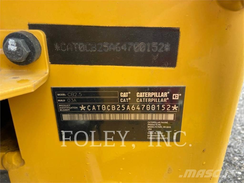 CAT CB2.5-03 Tandemwalzen