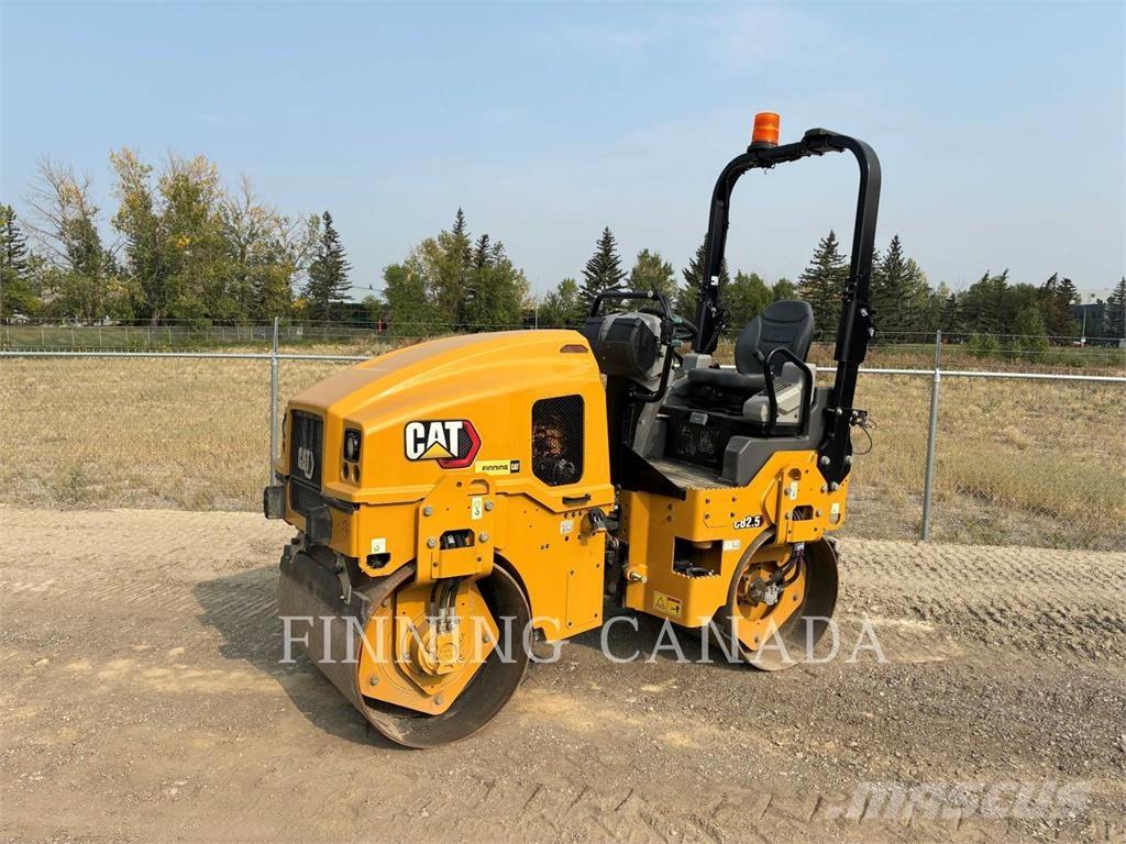 CAT CB2.5-03 Erdbauwalzen