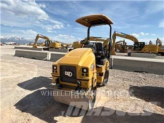 CAT CB2.5 GC Tandemwalzen