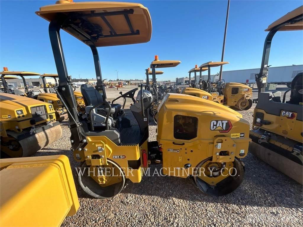 CAT CB2.5 GC Tandemwalzen