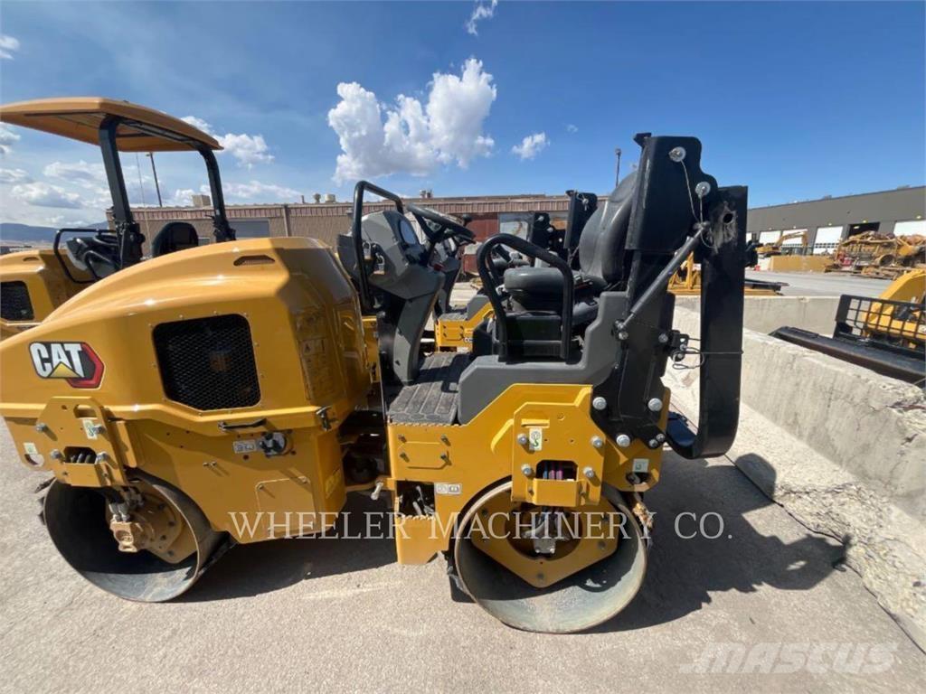 CAT CB2.5 GC Tandemwalzen