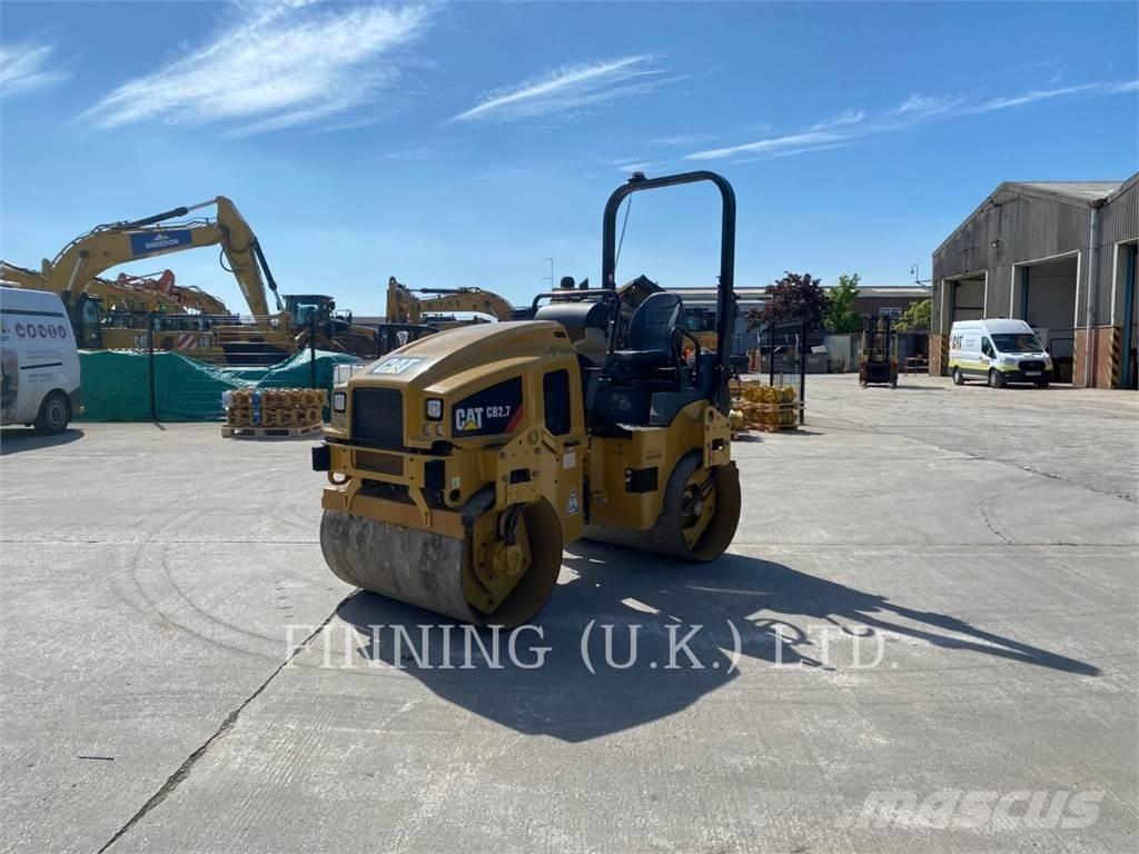 CAT CB2.7 Erdbauwalzen