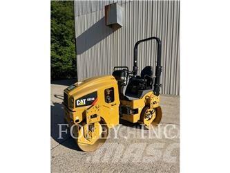 CAT CB24B Tandemwalzen