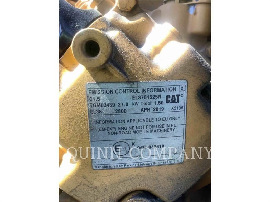 CAT CB24B Tandemwalzen