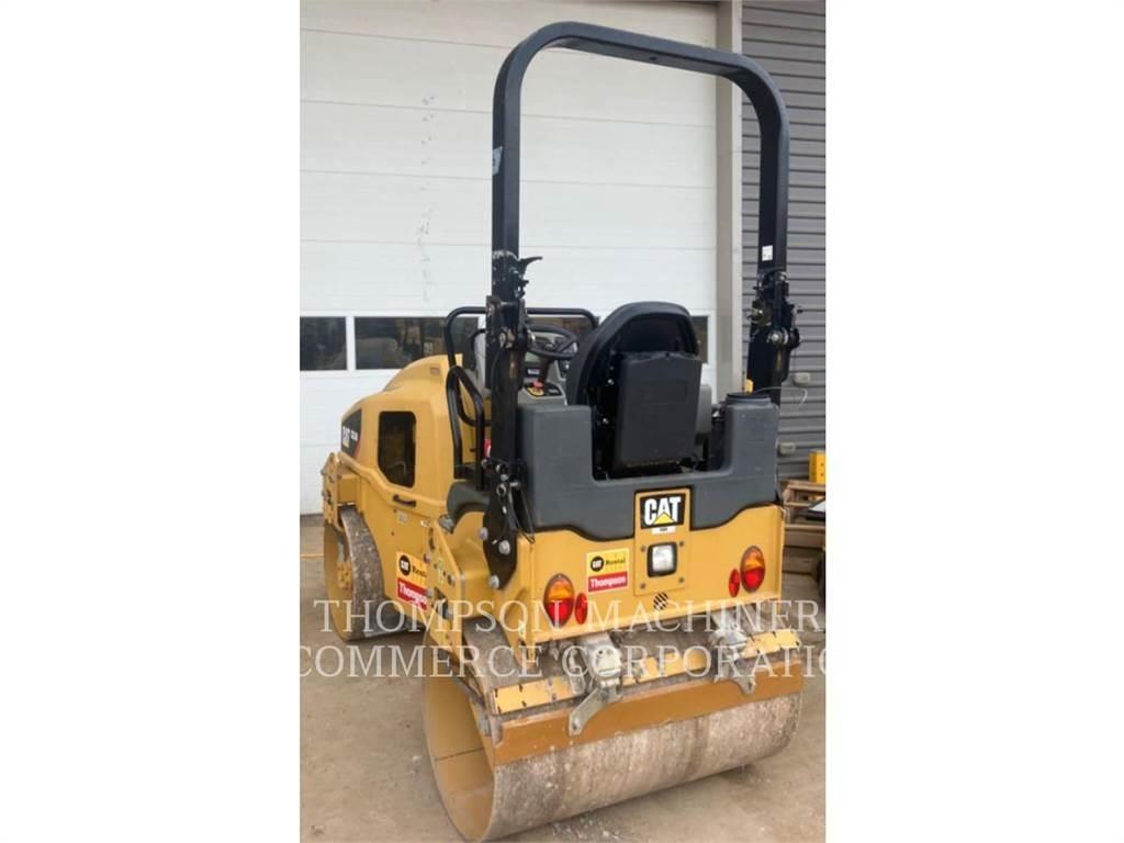 CAT CB24B Erdbauwalzen