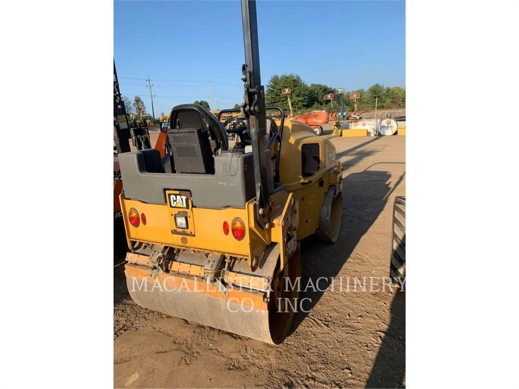 CAT CB34B Tandemwalzen