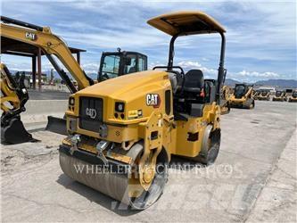 CAT CB4.0 Tandemwalzen