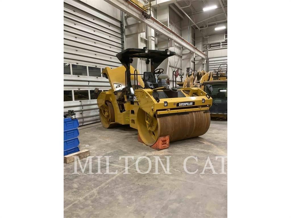 CAT CB54 XW Erdbauwalzen