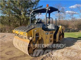 CAT CB54B Tandemwalzen