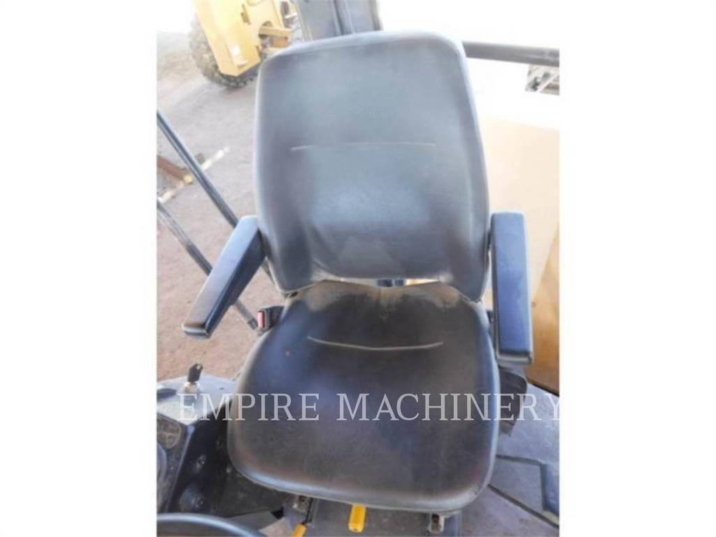 CAT CB64 Tandemwalzen