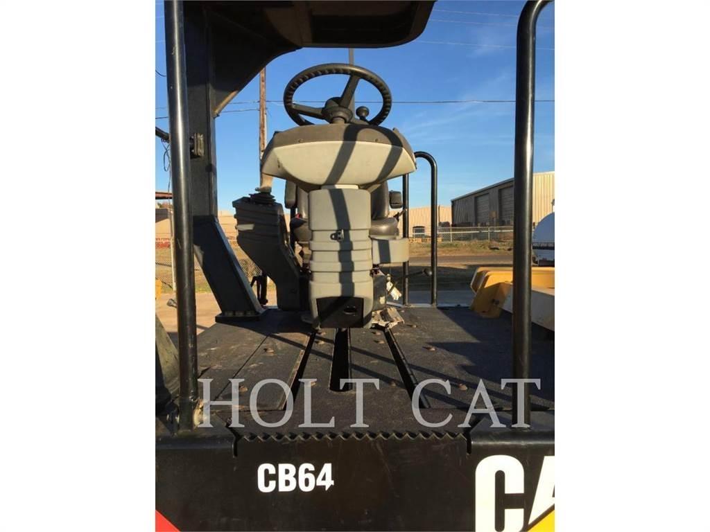 CAT CB64 Walzenzüge