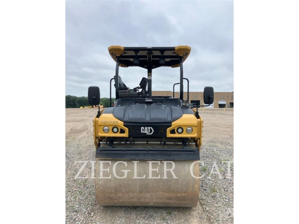 CAT CB7-02 Erdbauwalzen