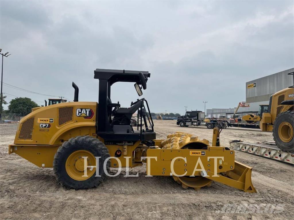 CAT CP7 Walzenzüge