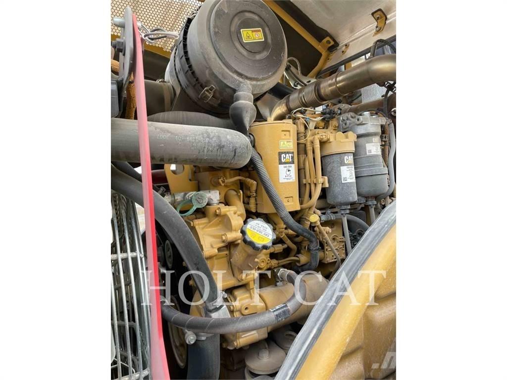 CAT CS54B Erdbauwalzen