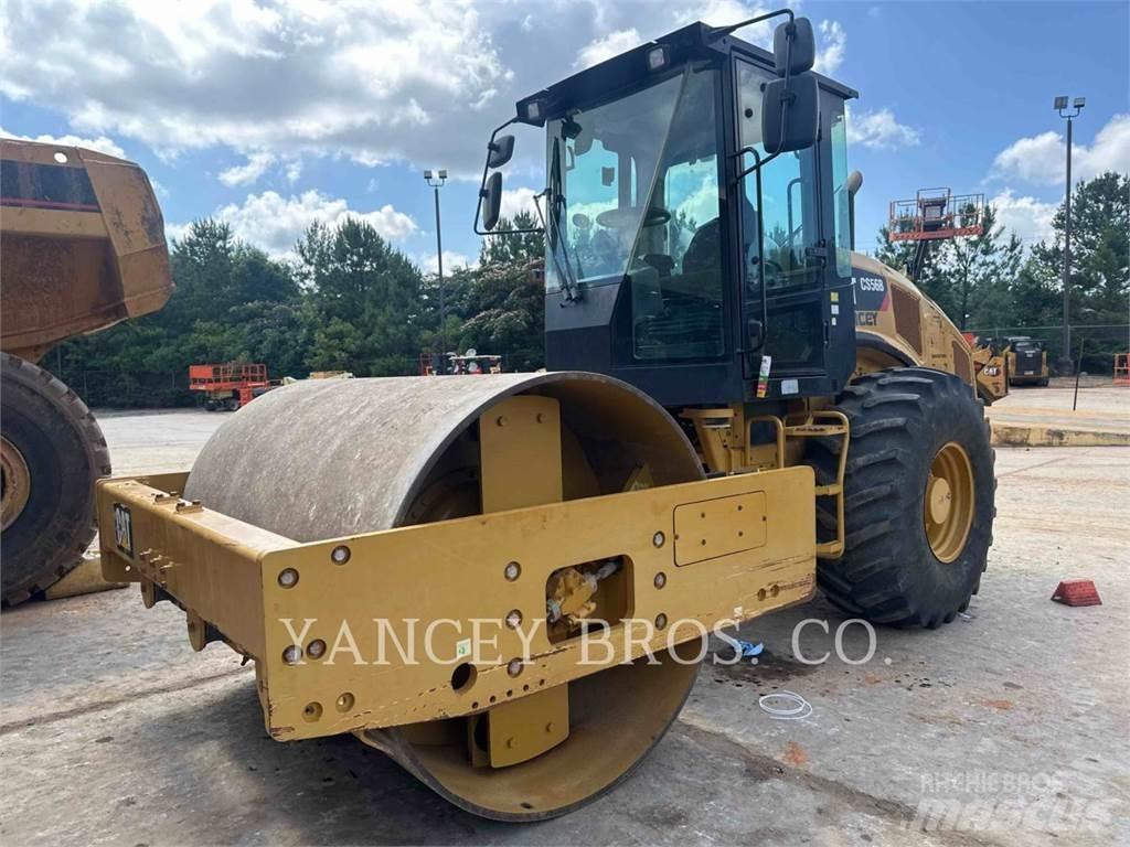 CAT CS56 AC Erdbauwalzen