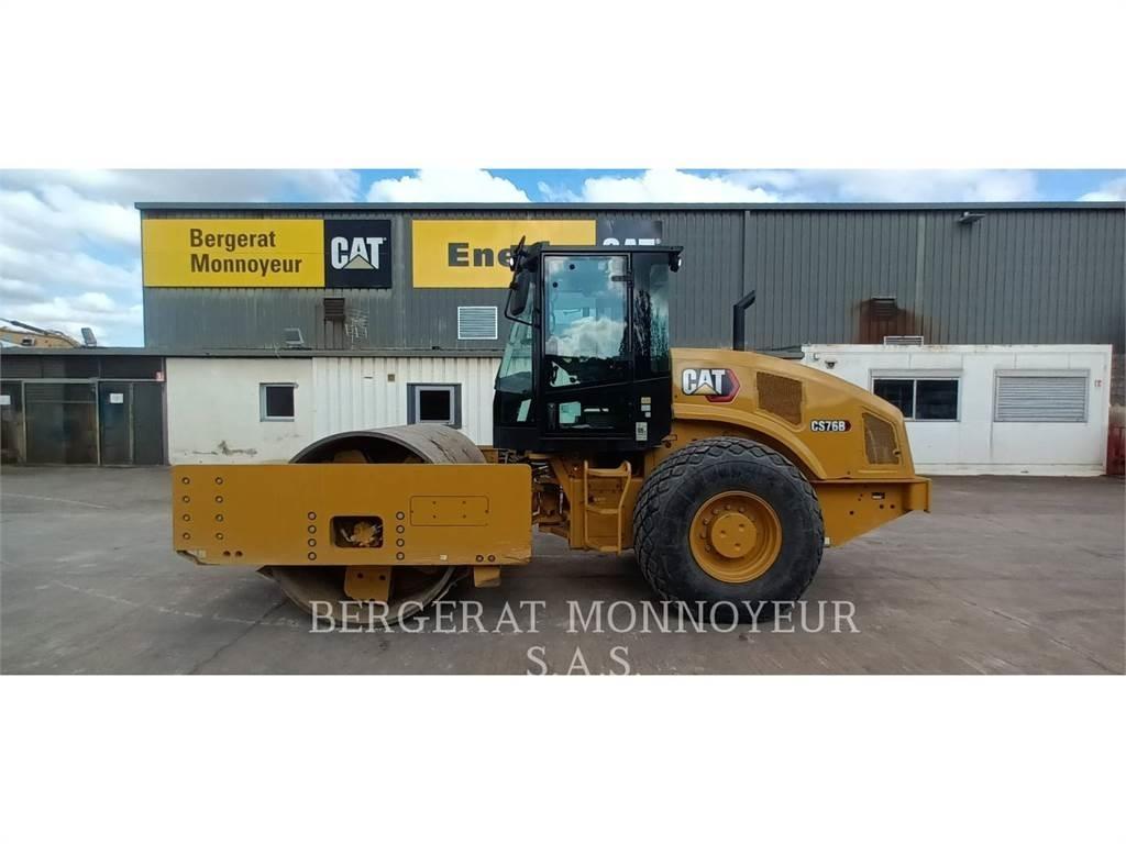 CAT CS76B 4F Erdbauwalzen