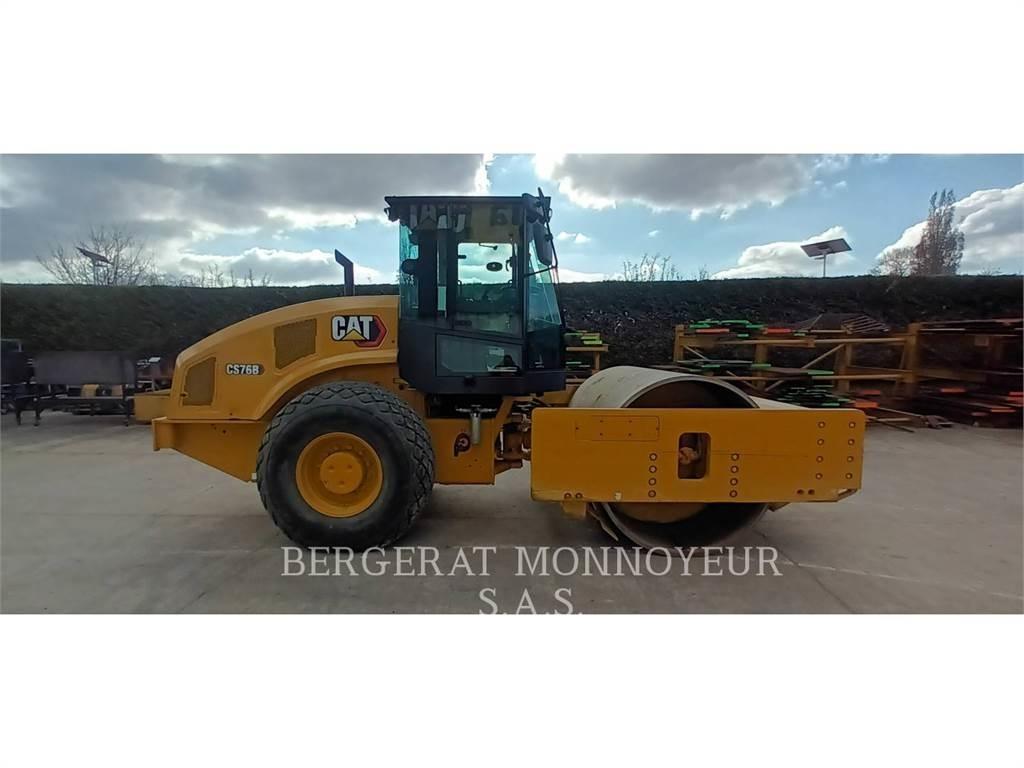 CAT CS76B 4F Erdbauwalzen