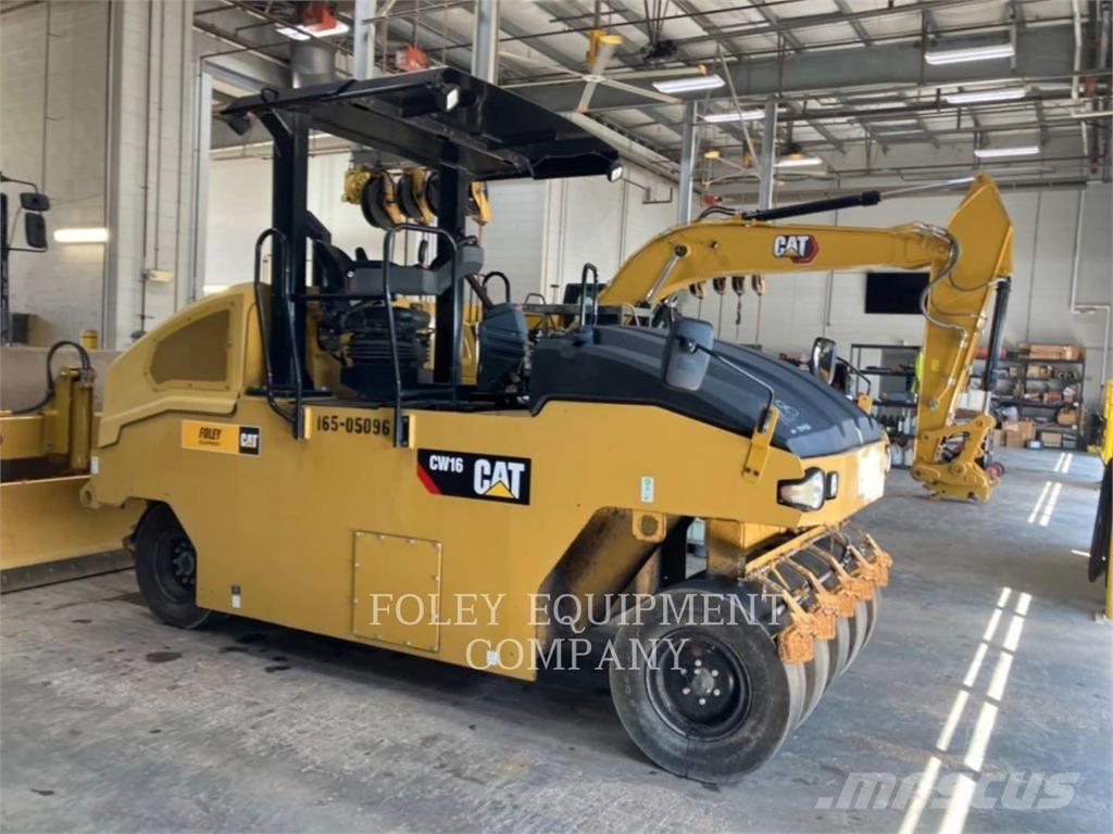 CAT CW16 Erdbauwalzen