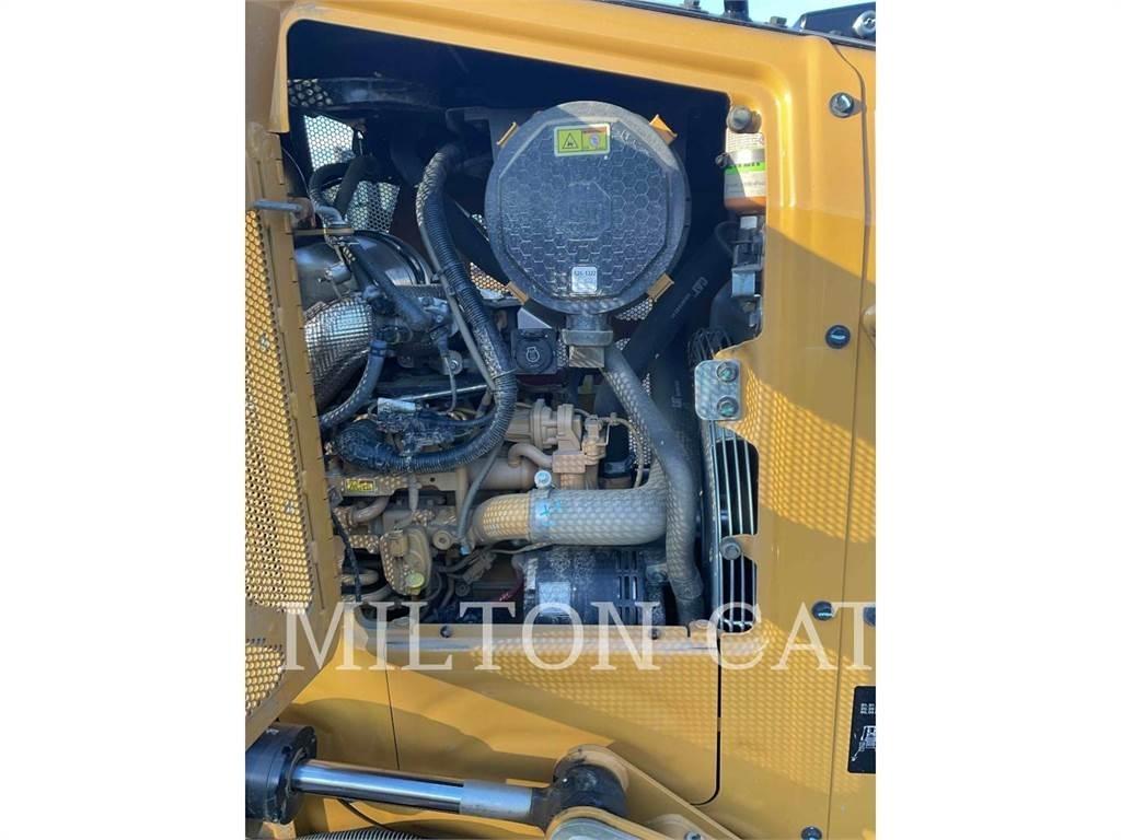 CAT D1 Bulldozer