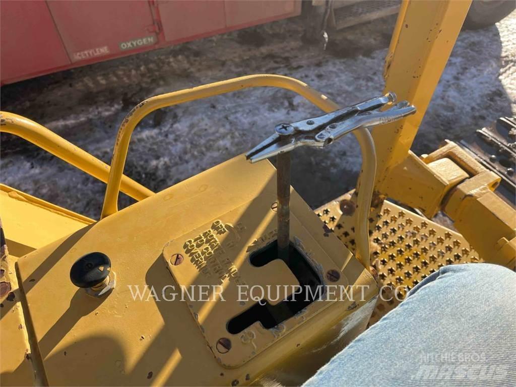 CAT D1 Bulldozer
