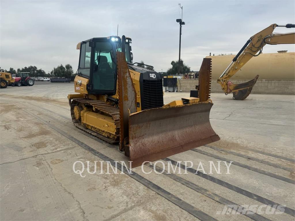 CAT D2-12 Baggerlader