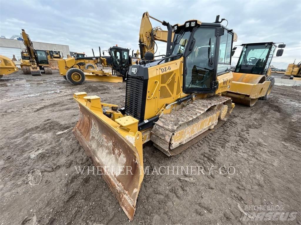 CAT D2 XL Bulldozer