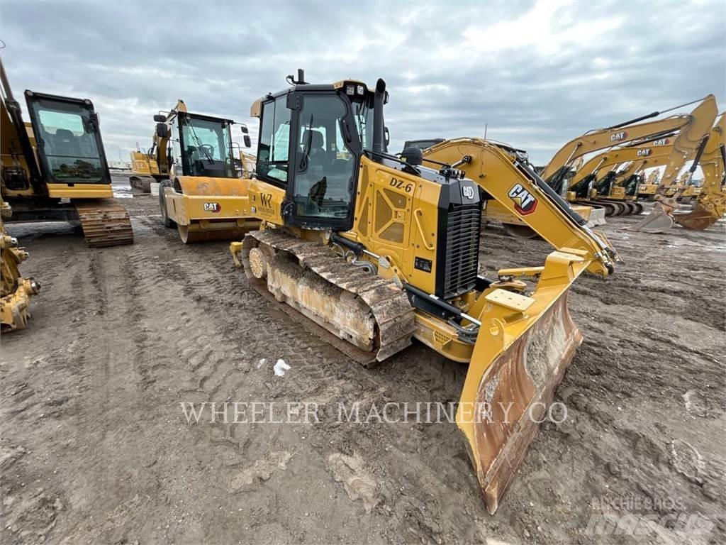 CAT D2 XL Bulldozer
