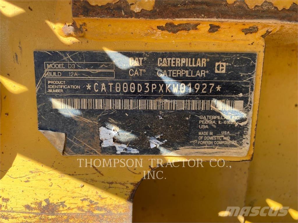 CAT D3 Bulldozer