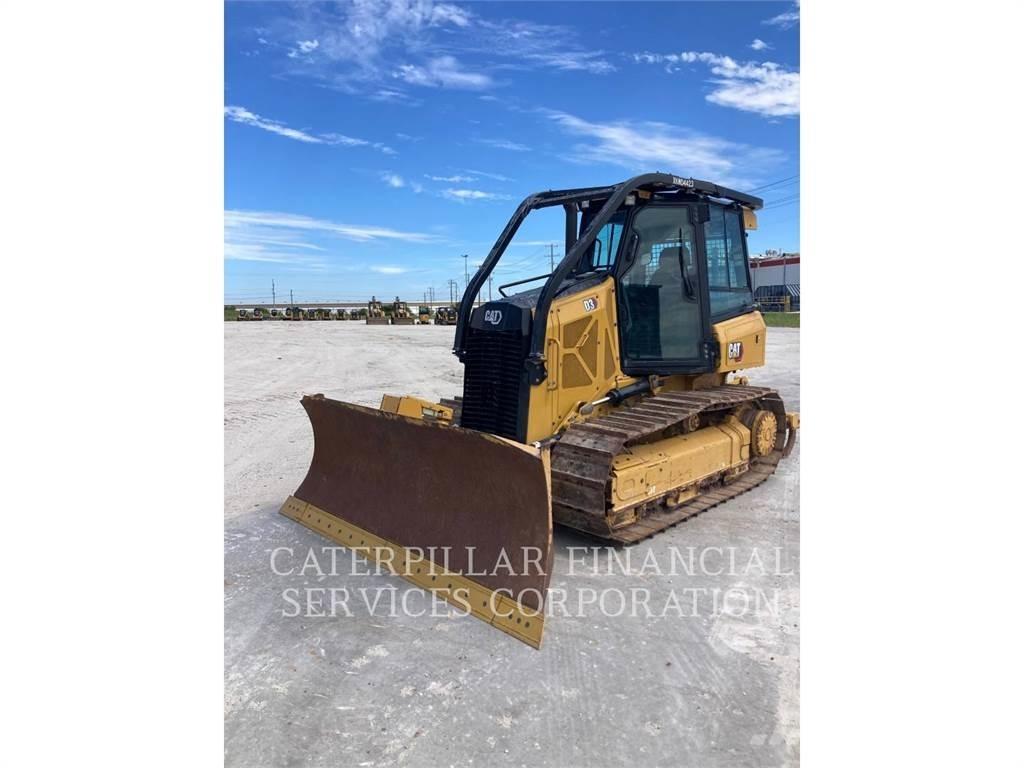CAT D3-12 Bulldozer