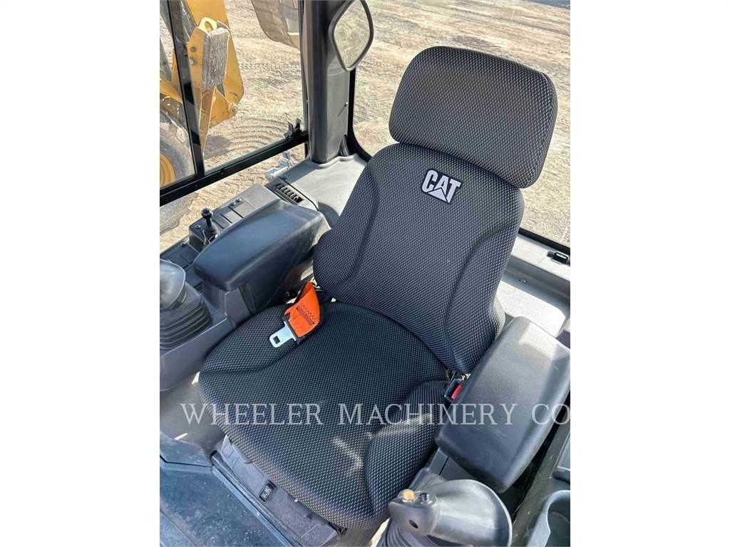 CAT D3 XL Bulldozer