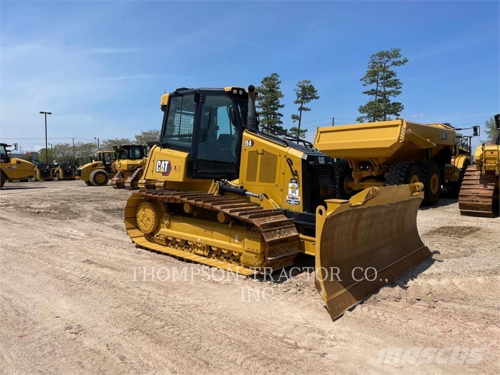 CAT D4 Bulldozer