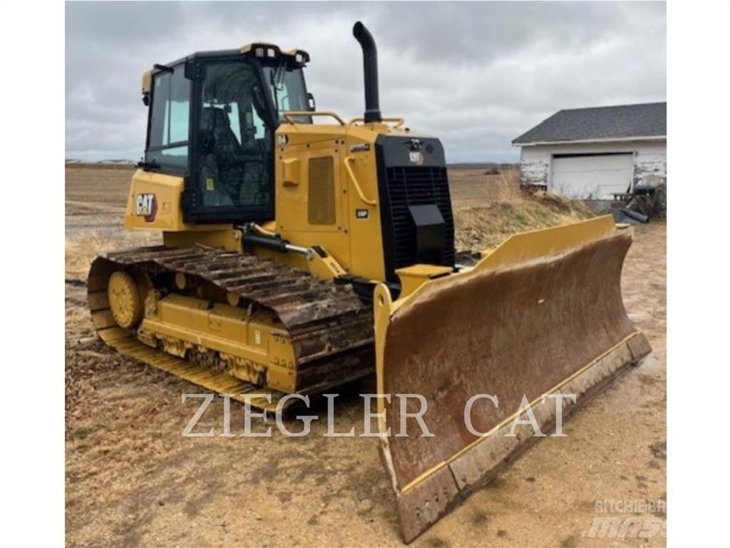 CAT D4 Bulldozer