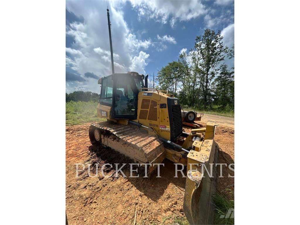 CAT D4K2LGP Bulldozer
