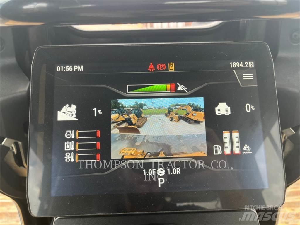 CAT D5 Bulldozer