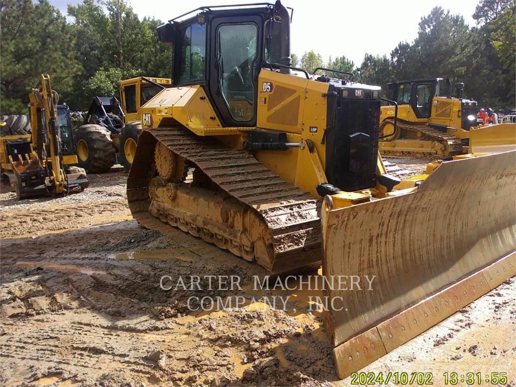 CAT D5 Bulldozer