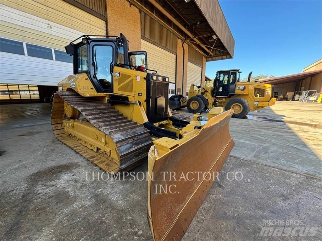 CAT D5 Bulldozer