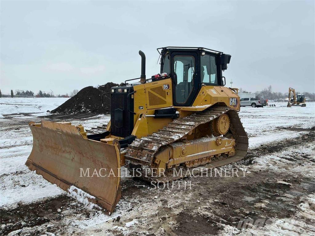 CAT D5 Bulldozer